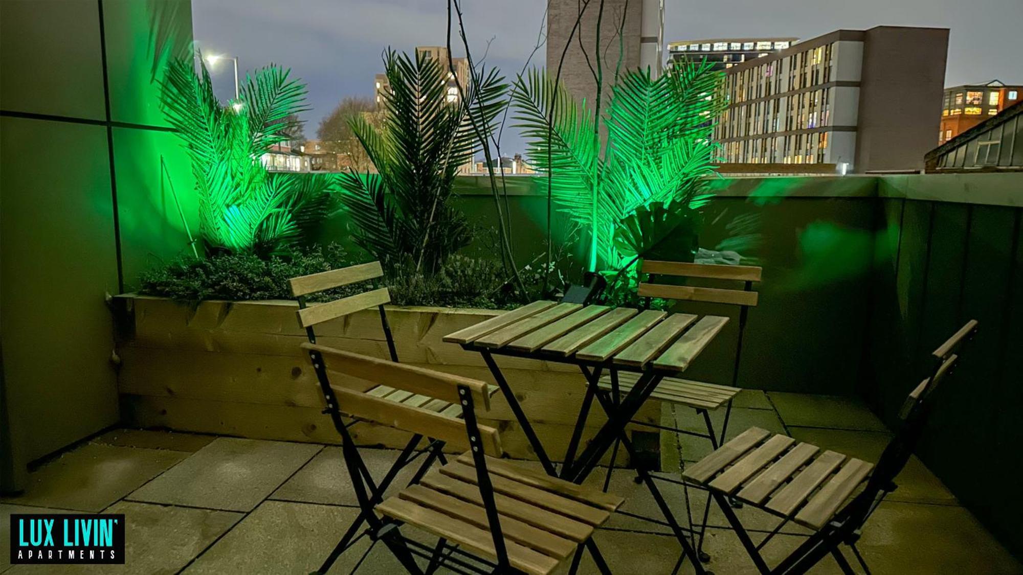 Lux Livin' Apartments - Luxury 2 Bed Apartment With Sky Garden マンチェスター 部屋 写真