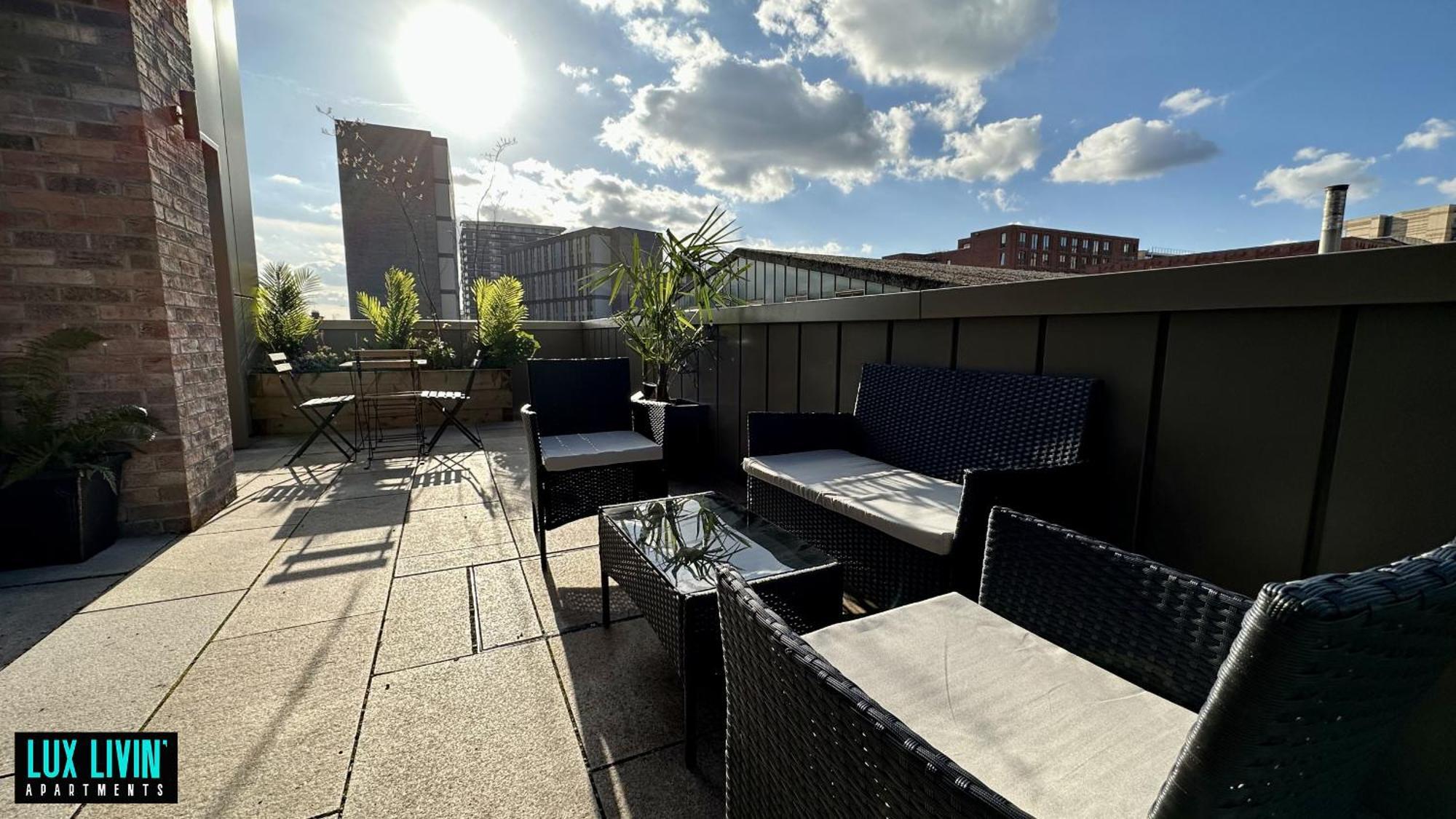 Lux Livin' Apartments - Luxury 2 Bed Apartment With Sky Garden マンチェスター 部屋 写真